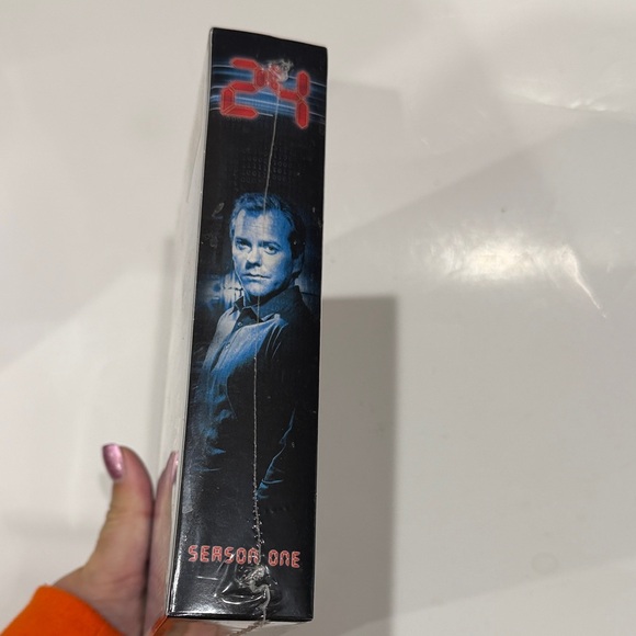 New 24 Season One Complete DVD Set Untested Never Opened - Picture 4 of 5